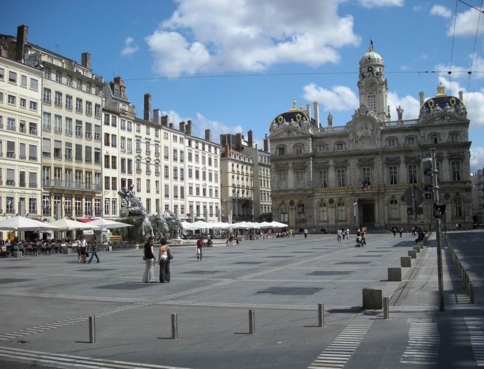 Ibis Styles Lyon Centre Confluence Hotel Bagian luar foto