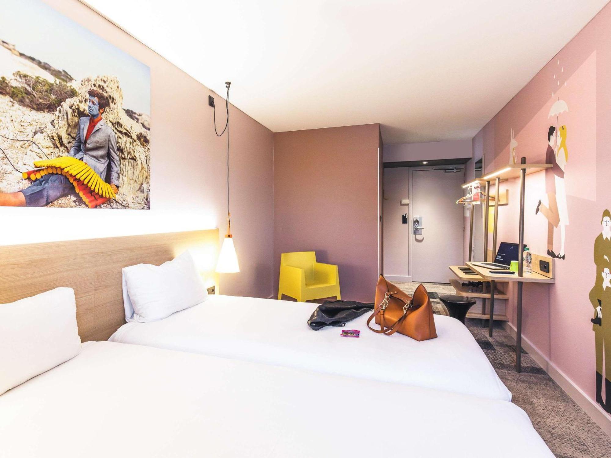 Ibis Styles Lyon Centre Confluence Hotel Bagian luar foto