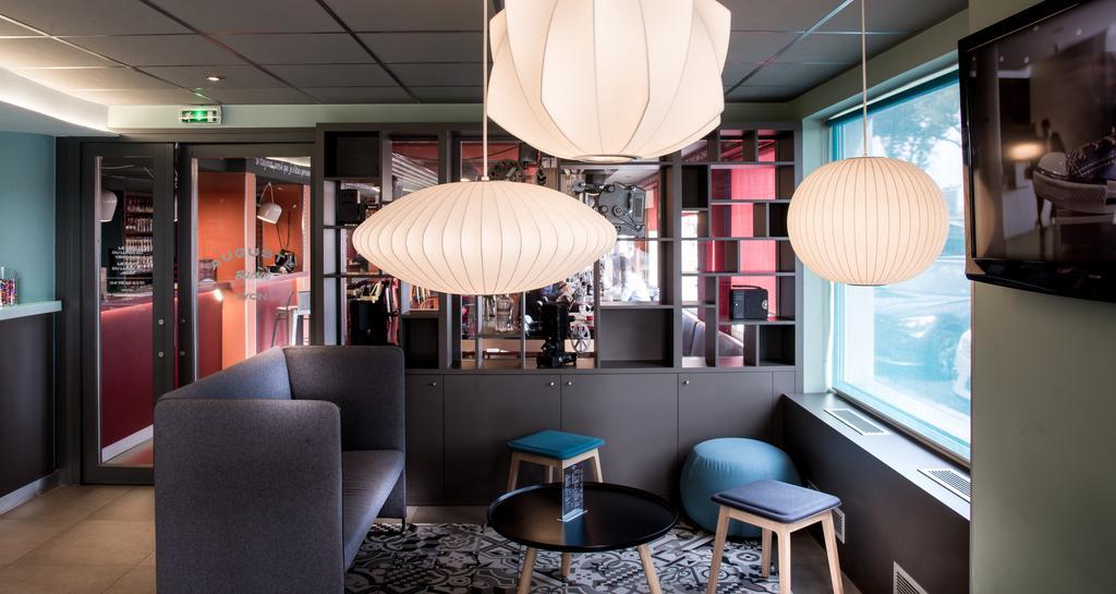 Ibis Styles Lyon Centre Confluence Hotel Bagian luar foto