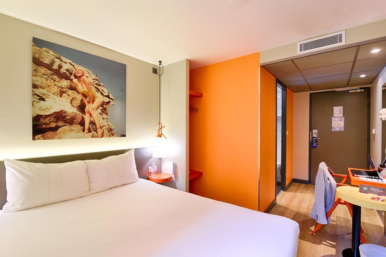 Ibis Styles Lyon Centre Confluence Hotel Bagian luar foto